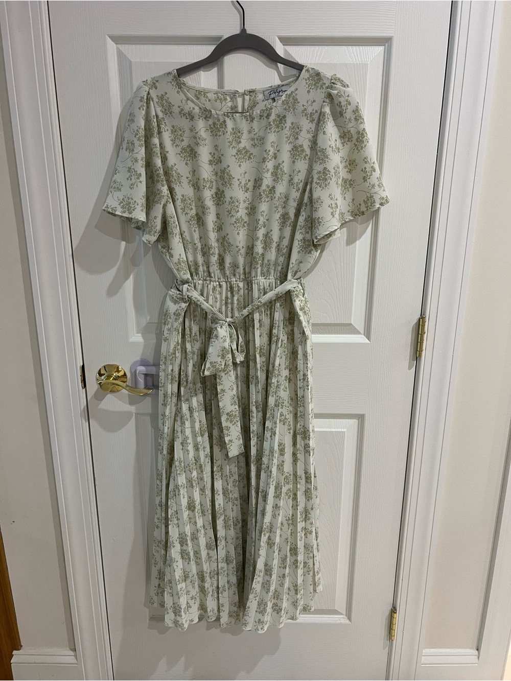 Cream & Sage Floral Pleated Dress